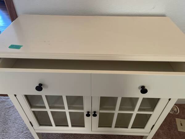 Side storage cabinet